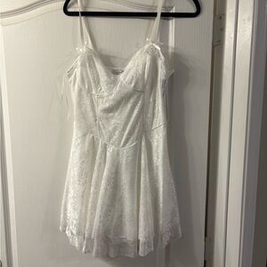 Elegant White Floral Dress